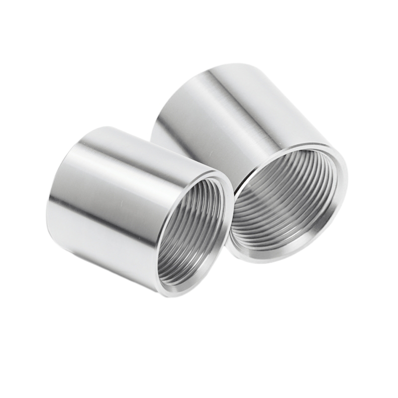 NPT Kvinnlig gängad halvkoppling 3 000# Cast SS Pipe -beslag