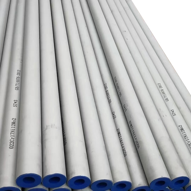 Bra mekaniska egenskaper Rostfritt stål Sömlös 114 OD Chemical Pipe 304